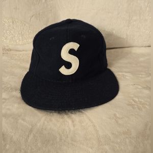 Supreme baseball hat
